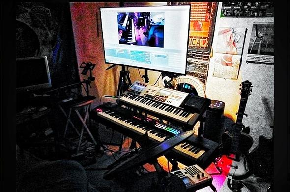 Studio. I'd take out the carpet and put in a foot of white beach sand if not for the havoc it plays with just about everything
