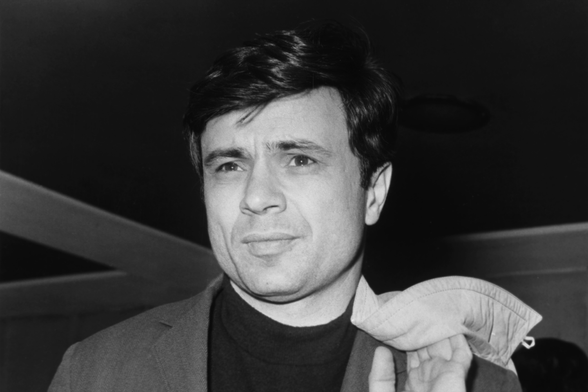 A young Robert Blake in black and white. Blake has died at age 89.