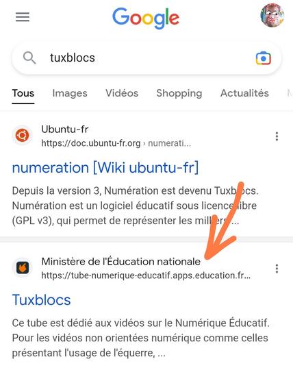 Copie d'écran d'une recherche Google avec le mot clé "tuxblocs".
Ministère de l'éducation nationale est indiqué avec une flèche ajoutée sur la copie d'écran.