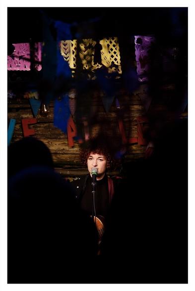 Carsie Blanton live at Levis Corner House, Ballydehob by Jason Lee.