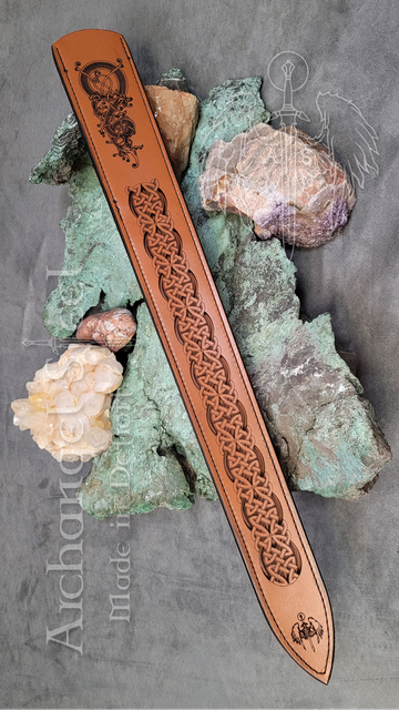 We're engraving our leather now. 
Getting ready for our next show, Motor City Comic Con.   
#ArchangelSteel #Detroit #MadeinDetroit #MadeinMichigan #MadeinUSA #PureMichigan #steelart #bladesmith #swordsmith #steel #leathercraft #art #artist #sheath #LOTR #RPG #DnD #LARP #LARPing #Renaissance #medieval #Gothic #fantasy #Celtic