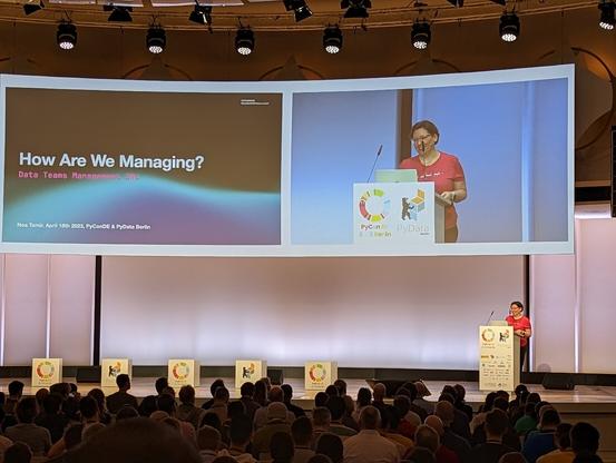 Noa presenting its keynote