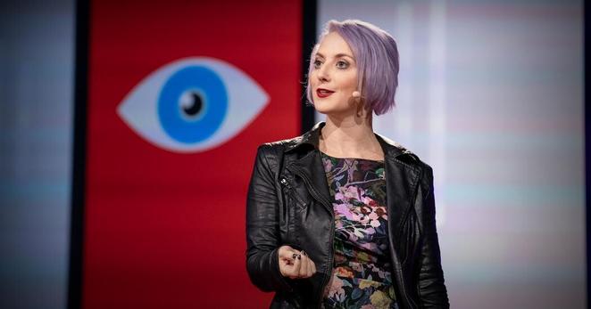 Photo of the incomparable Eva Galperin presenting at a security conference.