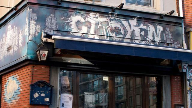 Façade du Café Citoyen à Lille