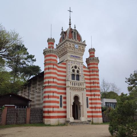 Chapelle algérienne à L'Herbe.
