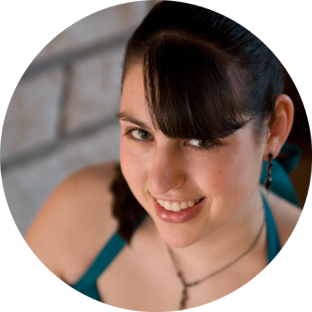 Jamie Krakover is a Jewish American author who lives in St. Louis, Missouri.