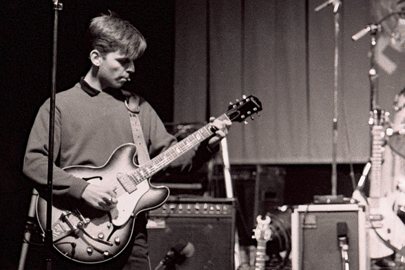 Andy Rourke.