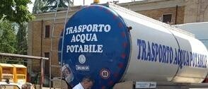 #Montone, lavori sulle frane Ss 67 riaperta da Rocca in su Ma resta lo stop dopo Casone

Vallata ancora interrotta, il sindaco di Dovadola: "Nonostante gli sforzi serve ancora tempo". Nel Rabbi problemi ieri a Predappio: acqua potabile solo a Fiumana in tutto il comune.



#Montone, landslide works Ss 67 reopened from Rocca upwards but the stop sign remains after Casone

Valley still interrupted, the mayor of Dovadola: "Despite efforts, time is still needed". In the Rabbi River problems yesterday in Predappio: drinking water only in Fiumana throughout the municipality.

23-5-2023 7:38 #Tutte le notizie di  oggi - Carlino https://www.ilrestodelcarlino.it/feedservice/compilations/1/ https://www.ilrestodelcarlino.it/forli/cronaca/montone-lavori-sulle-frane-ss-67-riaperta-da-rocca-in-su-ma-resta-lo-stop-dopo-casone-fc6cd0b3