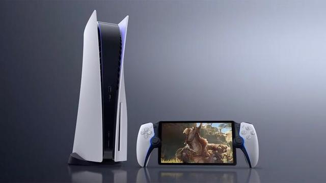Ps5 with the new PS Q ps5 controller and screen device