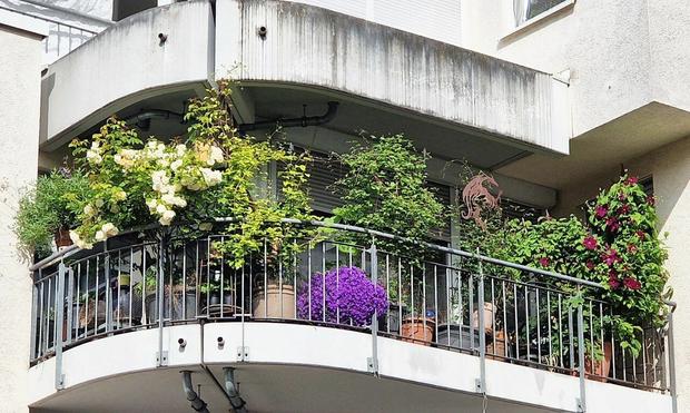 Mein Balkon von Aussen gesehen