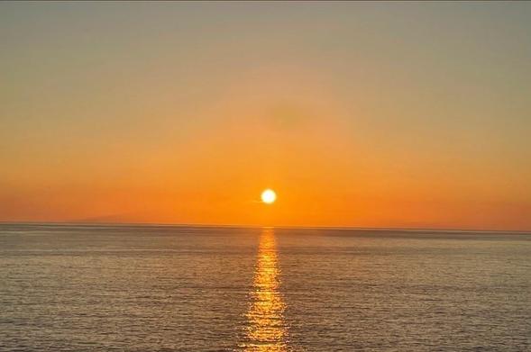 Sunset at Los Gigantes, Tenerife. The golden sun is sinking into the sea; as it sets, a golden path is created, across the sea, to thee 🌅 #Sunset #LosGigantes #Tenerife
