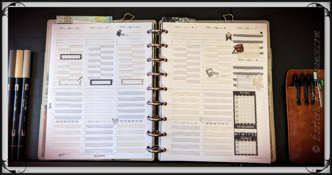Discbound planner spread showing highlights and stickers before schedules and to-dos are entered.