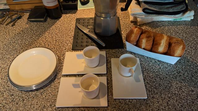 #AfterDinnerDoughnuts come in #TwoFlavours: 

• #JamDoughnutFlavour; and,
• #MarmaladeDoughnutFlavour.