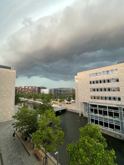 Ominous thunder storm cloud approaching.