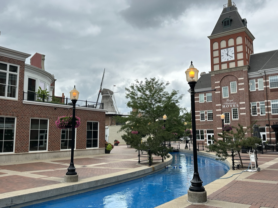 Pella, IA