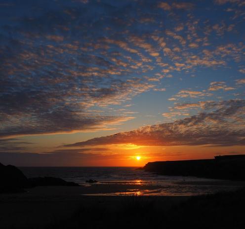 Coucher de soleil sur la plage de Donnant, à Belle-Île-en-mer (24mm)