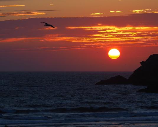 Coucher de soleil sur la plage de Donnant, à Belle-Île-en-mer (200mm)