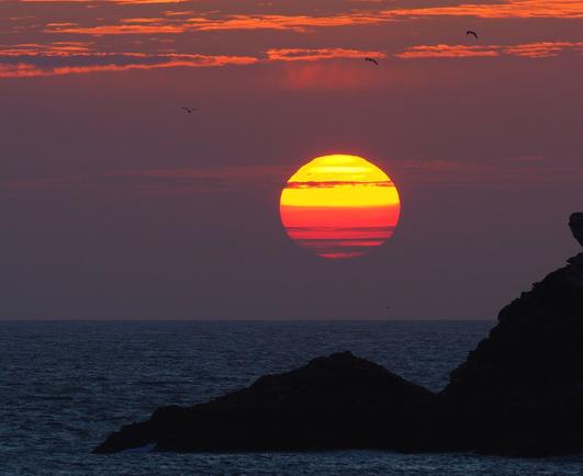 Coucher de soleil sur la plage de Donnant, à Belle-Île-en-mer (600mm)