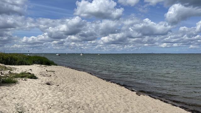 Blick vom Strand auf die Ostsee