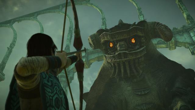 The protagonist of SOTN aiming at a Colossi