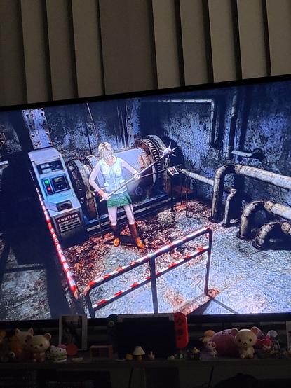 Heather from Silent Hill 3 holding a Maul