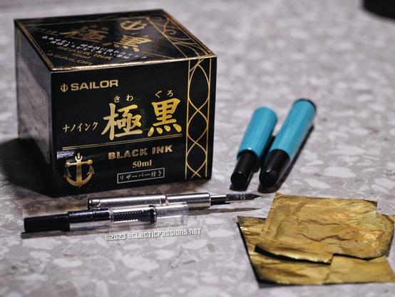 Sailor Kiwa Guro, Majohn A2 retractable fountain pen and some brass shims for nib adjustment.