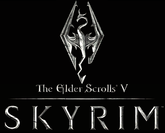 Carátula de Skyrim, un fondo negro y sobre él, a modo de acero o plata forjados, el título del juego y, sobre él, el emblema del mismo: un dragón que, con sus alas, su cuello y si cola, forman una especie de rombo.