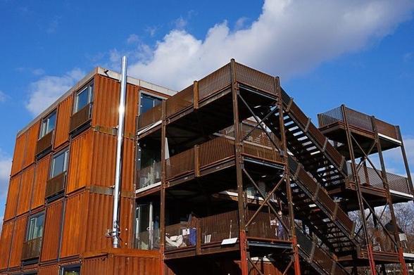 And yes thois thing is actually real and they used old shipping containers they remodeled to give it that refurbished vibe...