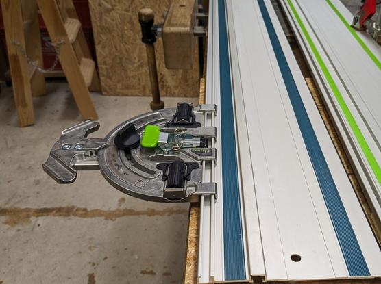Festool-Winkelanschlag passt jetzt an die Makita-Führungsschiene