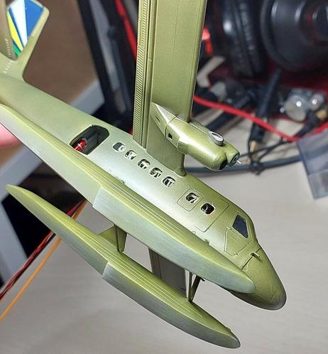 Revell DHC-6 Twin Otter 1:72 model wip