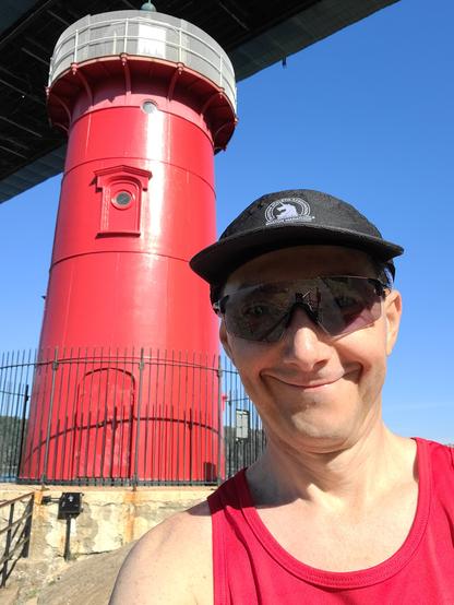 Selfie at the #LittleRedLighthouse
 https://en.m.wikipedia.org/wiki/Little_Red_Lighthouse
