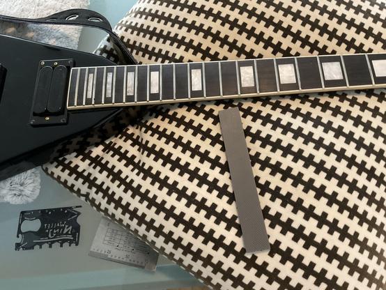 fret file to level frets with