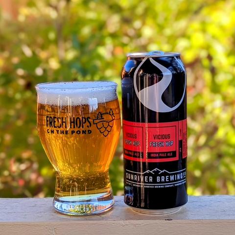 A glass and can of Fresh Hop Vicious Mosquito IPA from Sunriver Brewing of Sunriver, Oregon