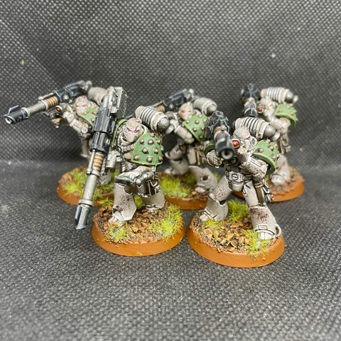 The Death Guard Heavy Support Squad are done, so now I have the list I said I would for the event in Scotland!  The first MKVI I have added to this army and they don’t look too bad  I still think I prefer the Forge World heavy weapons for the MKIV marines but this is fine  #Warmongers #WarhammerCommunity #WarHamFam #PaintSlam23 #Warhammer30k #Warhammer30000 #HorusHeresy #TheHorusHeresy #DeathGuard #XIVth #XIVthLegion #CountTheSeven #HeavySupportSquad #Lascannon #HardForHeresy #FullyPaintedIsForClosers #ConkersDeep #PaintingWarhammer #PaintingWarhammer2023 #PaintingGamesWorkshop