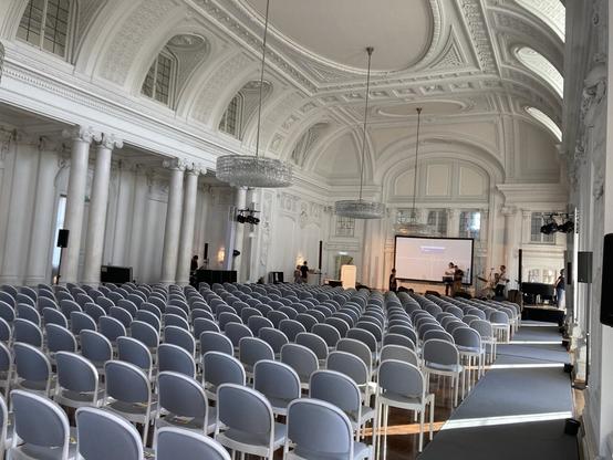 Der weiße Saal im Neuen Schloss, Stuttgart.