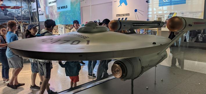 Original-Modell der alten Enterprise aus der TOS-Serie