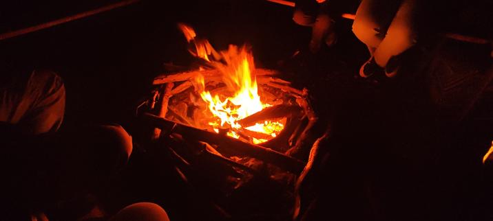 Lagerfeuer.
