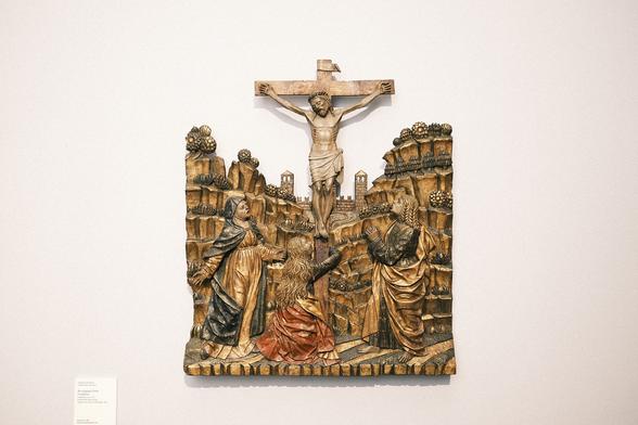 Gebrüder De Donati, nachweisbar 1478-1528. Kreuzigung Christi
(Crucifixion), Lombardei, 1507-10 (?), Fichtenholz, alte Fassung. Stammt von einem mehrteiligen Altar.