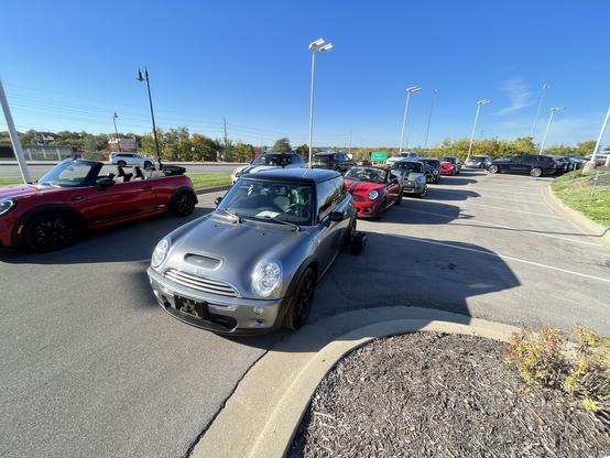 A line of MINI Coopers at Baron MINI.