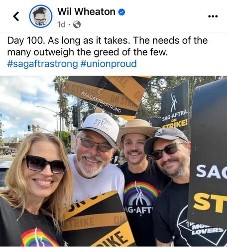 Jeri Ryan, Jonathan Frakes, Jonathan del Arco, and Wil Wheaton on the SAG-AFTRA picket line. Big smiles!