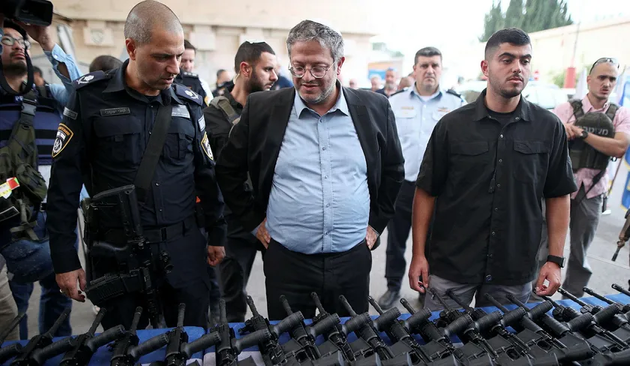 Ben Gvir distributing USA issued rifled to civilians