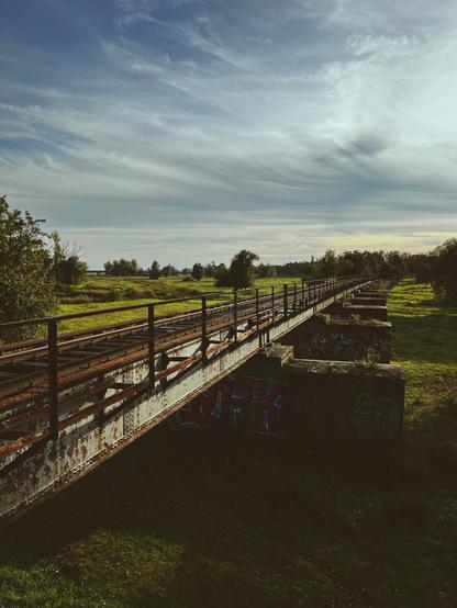 Flurbrücke über die Ehle bei Heyrothsberge
