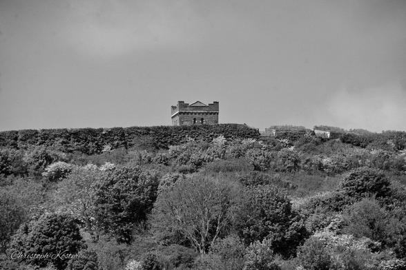 ~hide~

Dover Castle seen from the harbour

May 2023 Christoph Koester | #Dover