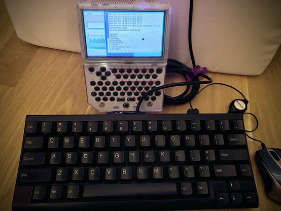 9front drawterm running on a pocketchip device.