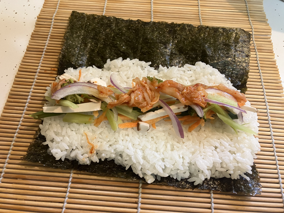Arlecchino Lunch Kimbap 3nov2023 Rolling a Roll