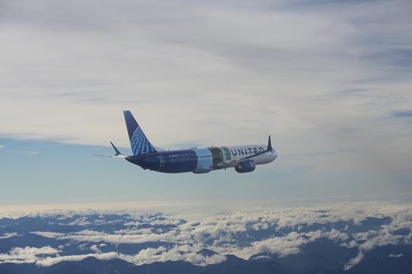 NASA’s_DC-8_aircraft_tracks_fuel_in_ecoDemonstrator_2023_project_with_Boeing,_partners_(AFRC2023-0166-215).jpg