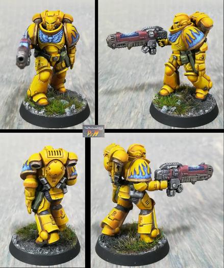 Hellblaster space marine holding his weapon in one hand.