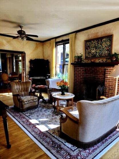 Hartzell House B&B