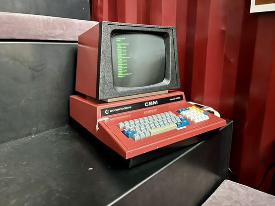 CBM 8032 (Commodore) with a red casing