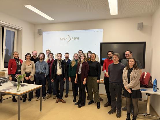 Foto der OpenRewi Mitgliederversammlung und Vernetzungstreffen in Potsdam